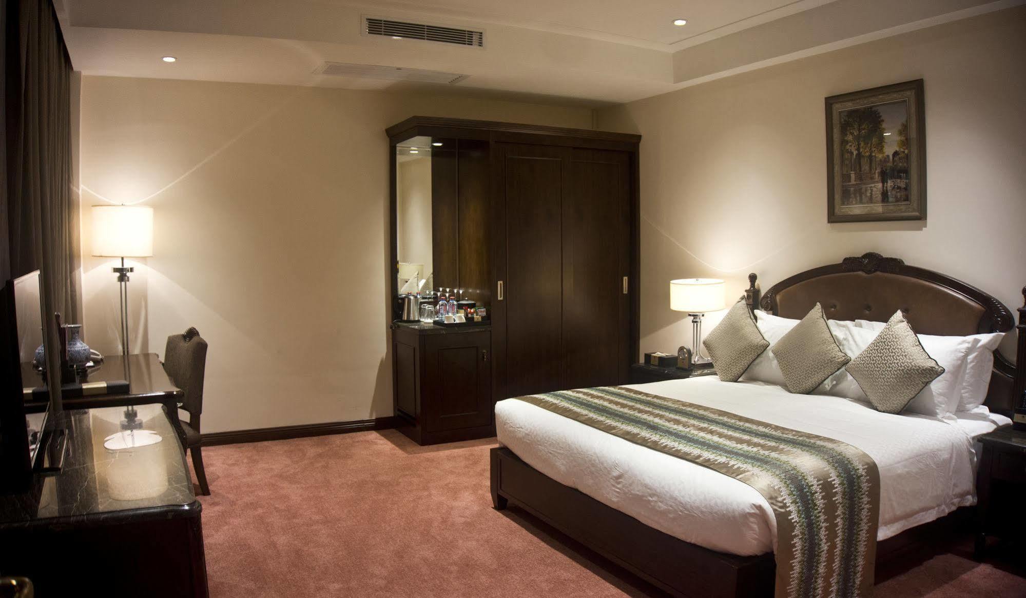Tang Palace Hotel أكرا المظهر الخارجي الصورة