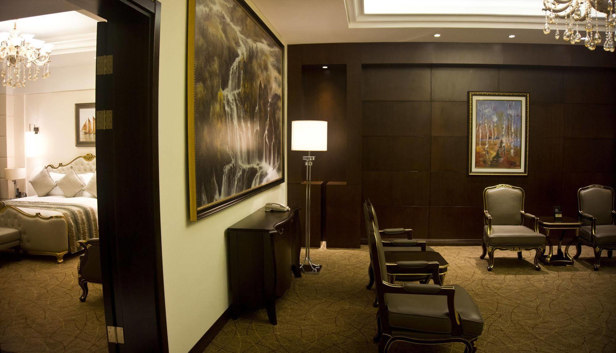 Tang Palace Hotel أكرا المظهر الخارجي الصورة